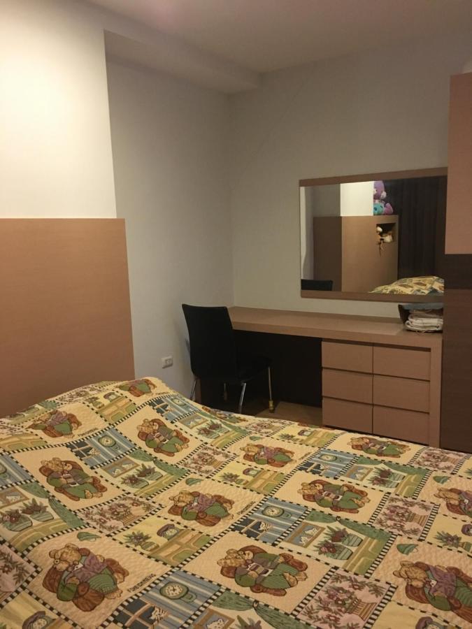 The Living Condo Bang Saen Bagian luar foto